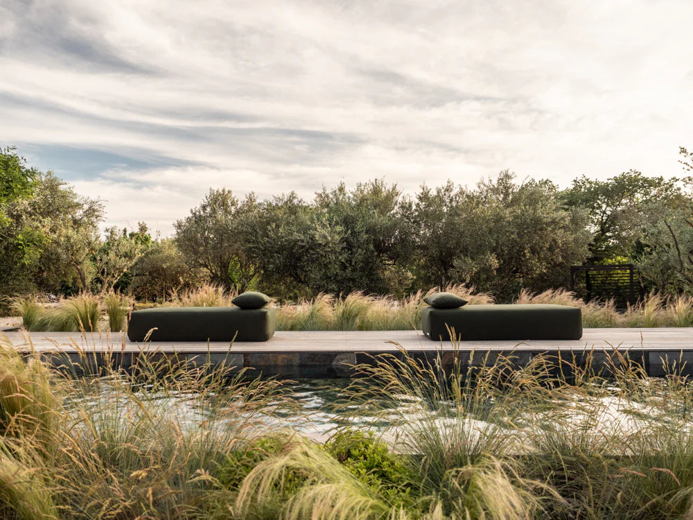 Daybed Slow gris - Bed and philosophy - Méditerranée - Maison Caldeira