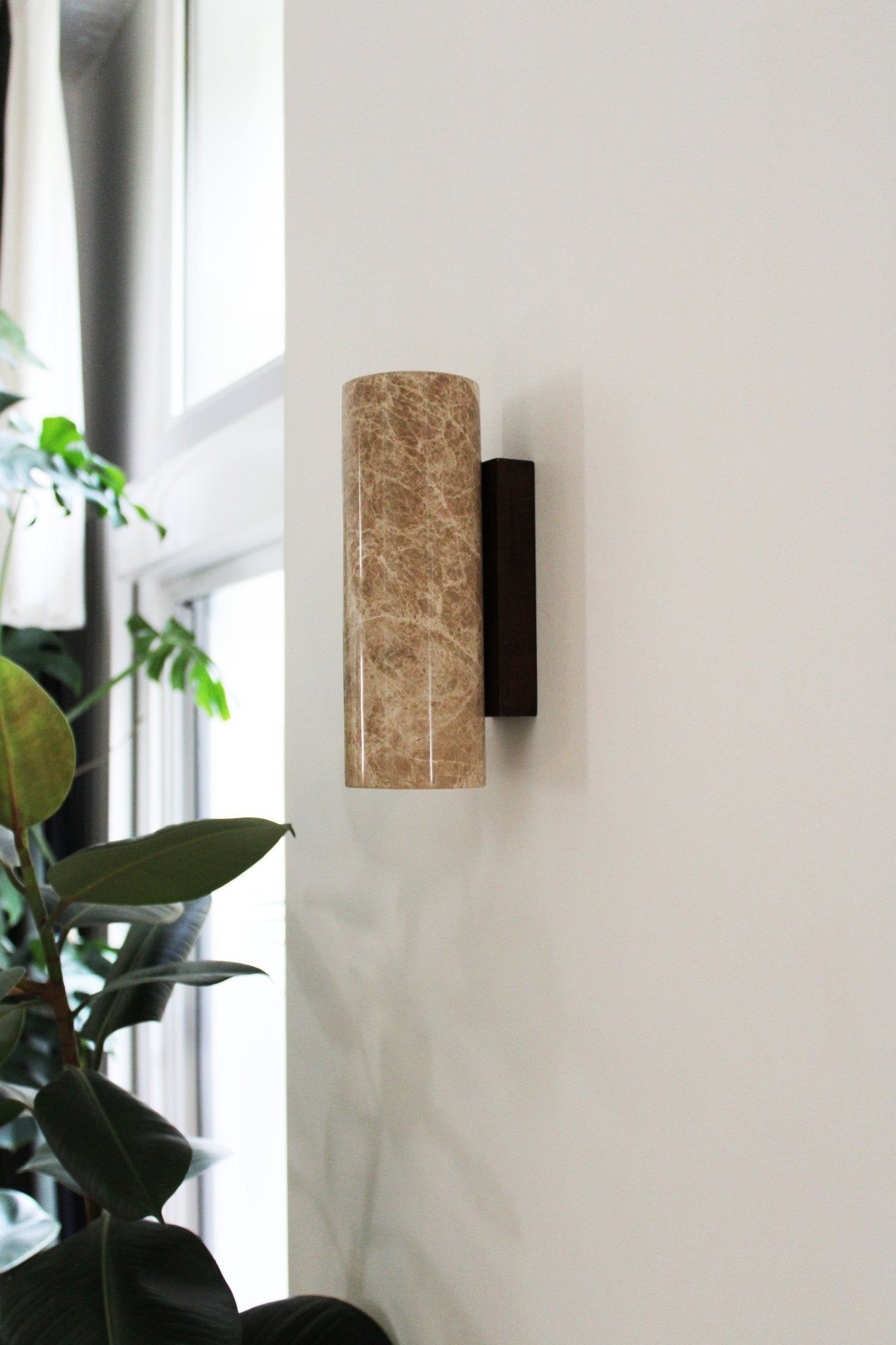 Applique Kali ronde - marbre - Baccaris - Design Contemporain - Maison Caldeira