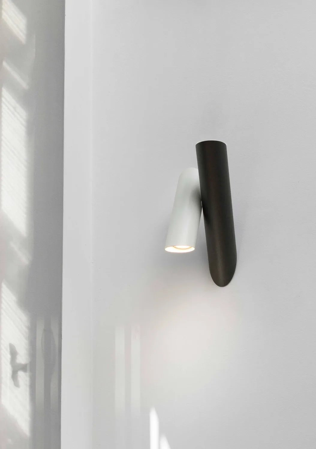 Applique Tubes Large - Nemo Lighting - Design Contemporain - Maison Caldeira