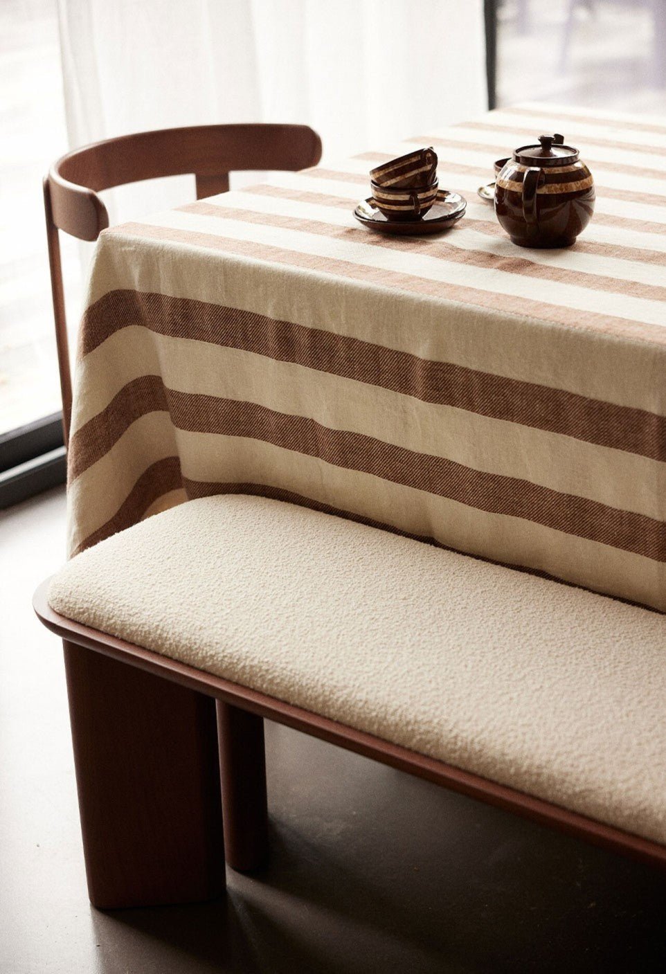 Banc Lazare - Frêne Finition Noyer - Maison Caldeira