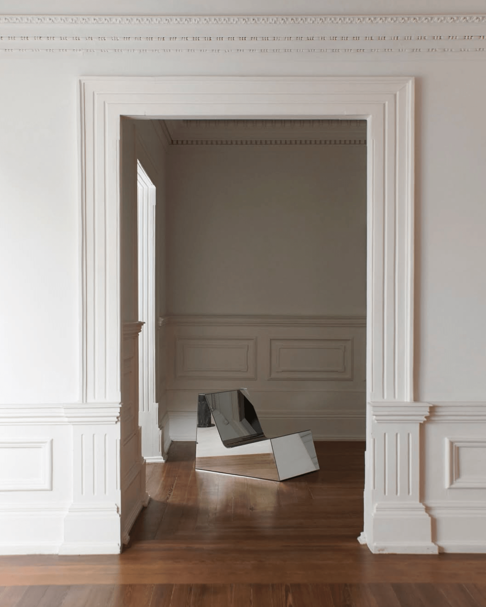 Fauteuil Mirror Lounge Chair – Structure Recouverte de Verre Miroir - Maison Caldeira