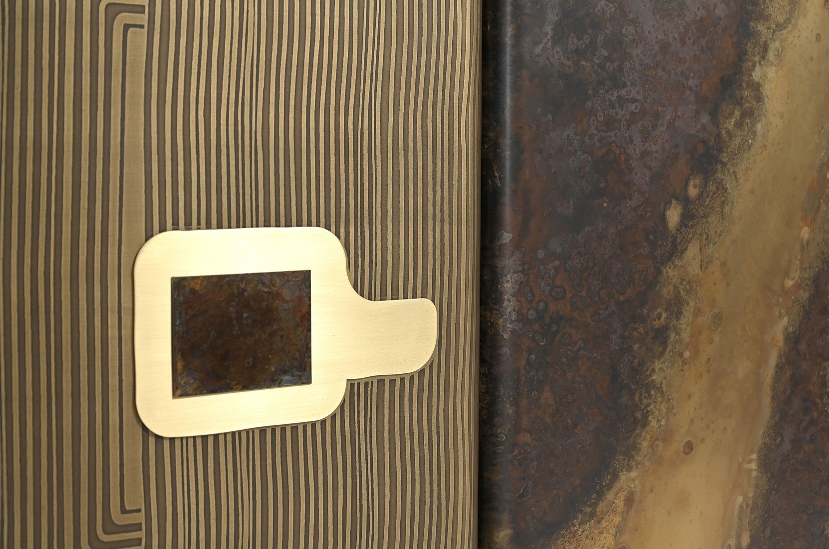 Fragment de bas - relief mural (2 panneaux) - Caldeira