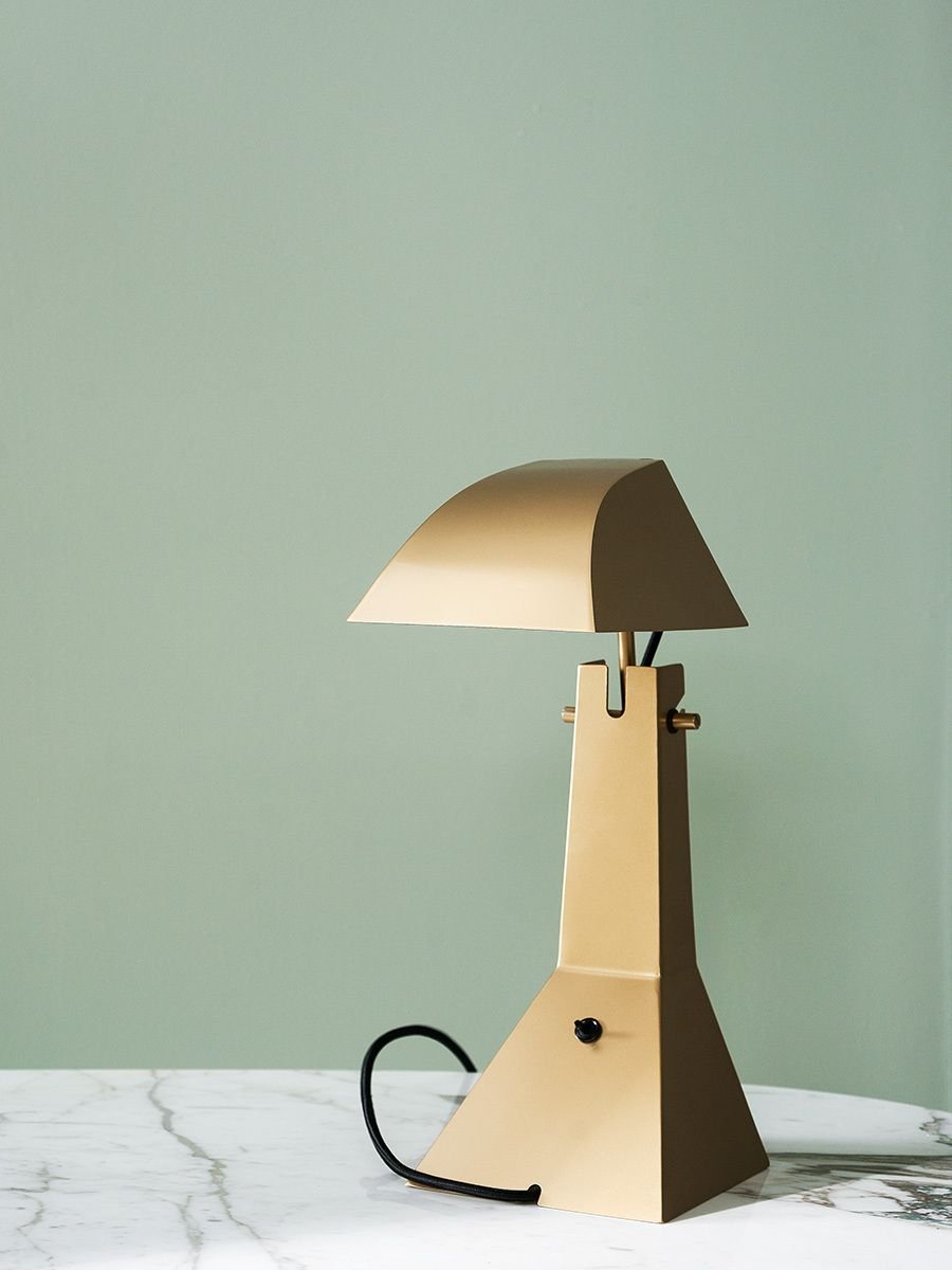 Lampe à poser E63 par Umberto Riva - Maison Caldeira