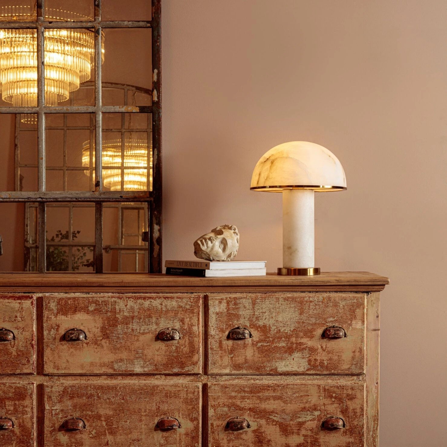 Lampe de table Aragon en albâtre et laiton – Sculpture lumineuse design | Caldeira - Caldeira