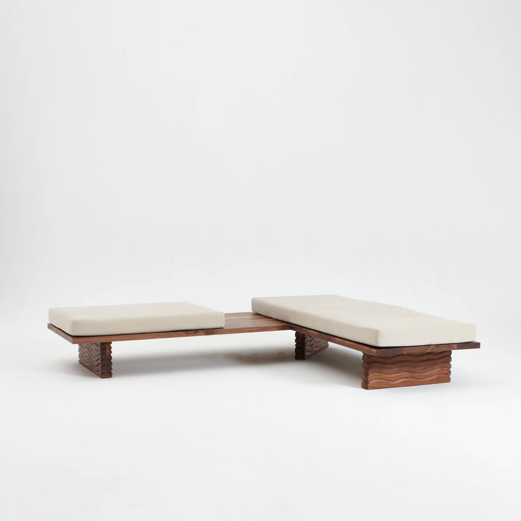 Méridienne Nazaré L - Noyer sculpté (Copie) - Maison Caldeira