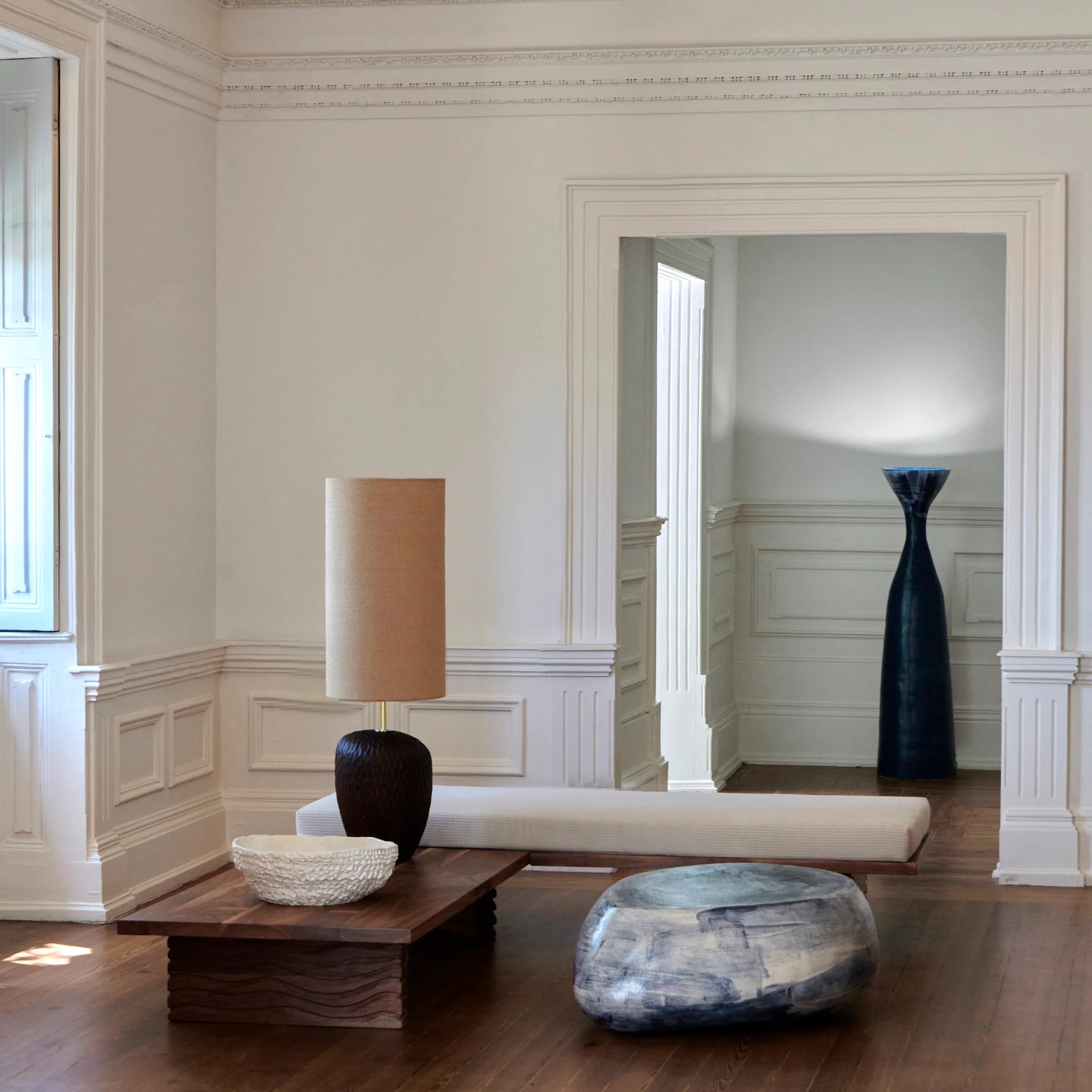 Méridienne Nazaré L - Noyer sculpté - Projects123A - Méditerranée - Maison Caldeira