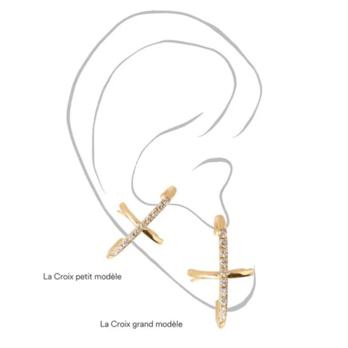 Mono Boucle d’oreille « La Petite Croix » - Or jaune 18 carats recyclé et diamants - Maison Caldeira
