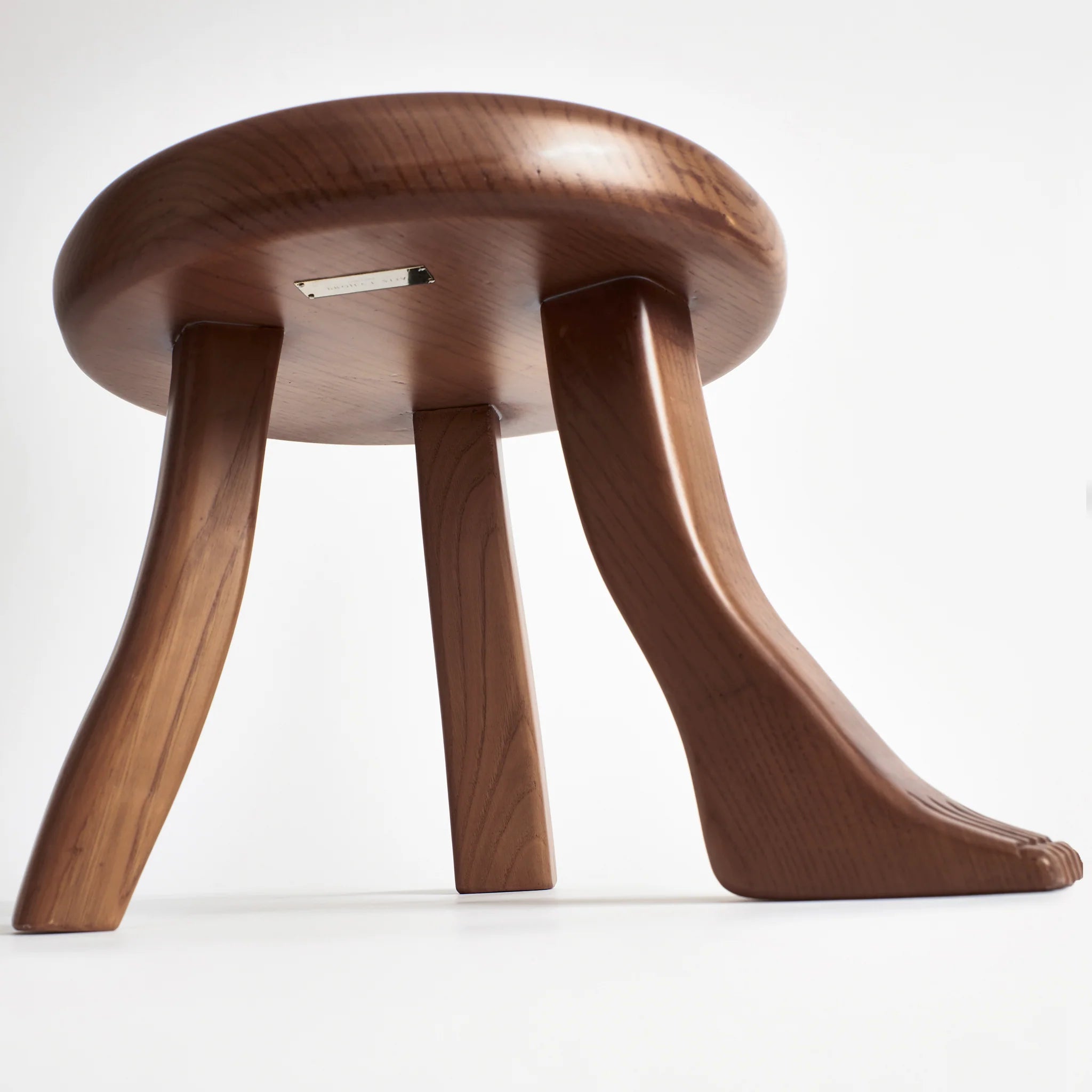 Tabouret Foot Stool en Châtaignier Massif - foncé - Maison Caldeira
