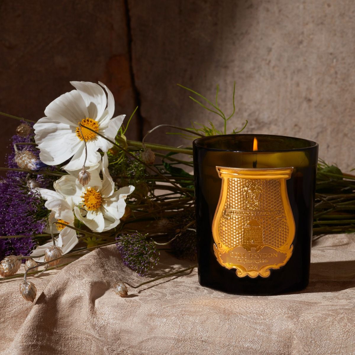 Bougie Cire Trudon Manon (Linge frais) - Maison Caldeira