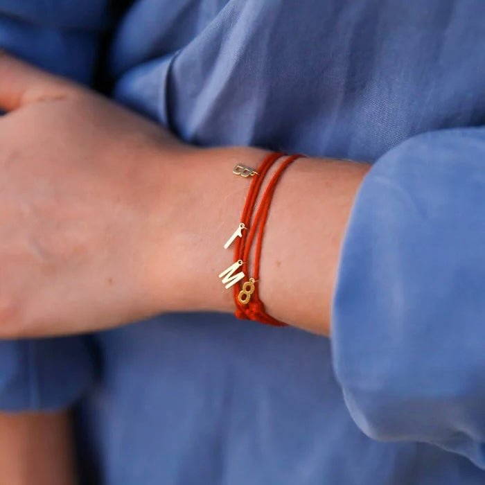 Bracelet Éternité Lettre F - Cordon Noir - Acmée - Maison Caldeira