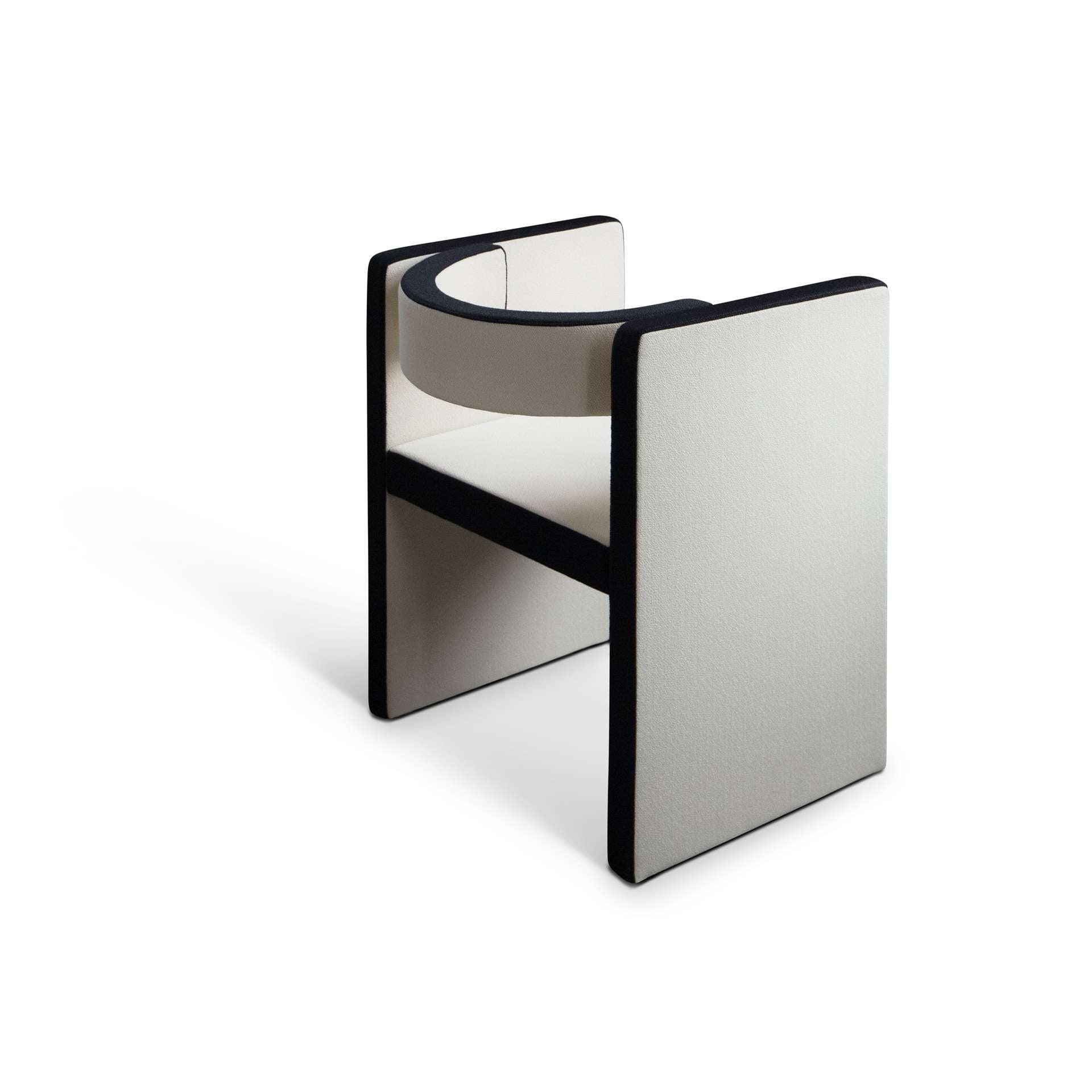 Chaise Novel - Blanc et noir - Friends and founders - Scandinave - Maison Caldeira