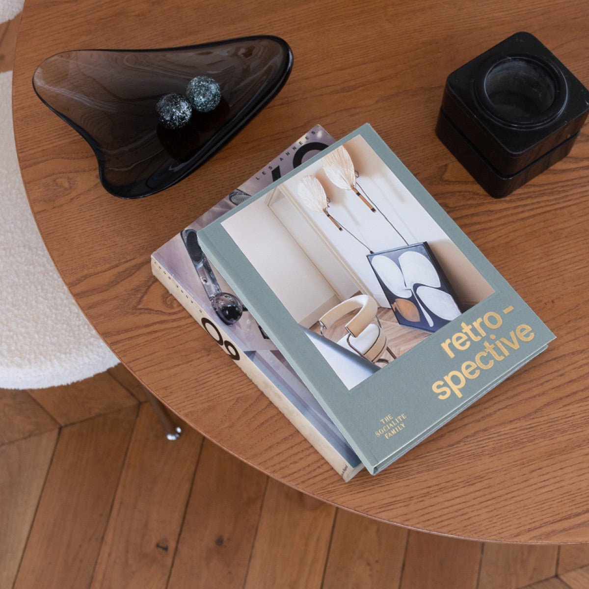 Livre - Rétrospective The socialite family - New mags - Scandinave - Maison Caldeira