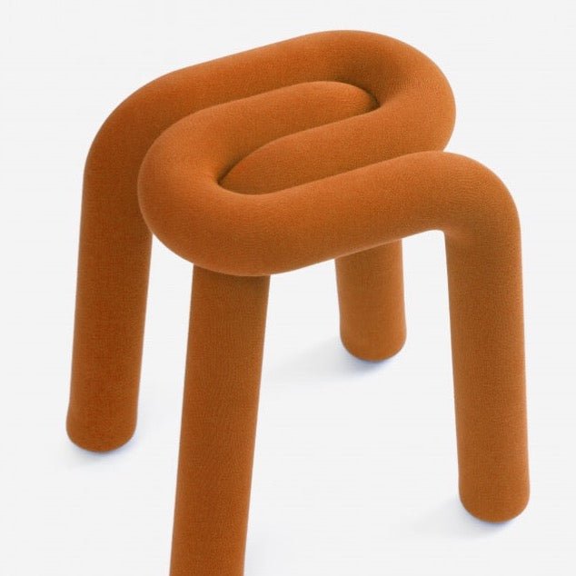 Tabouret Bold - Noisette - Moustache - Design Contemporain - Maison Caldeira