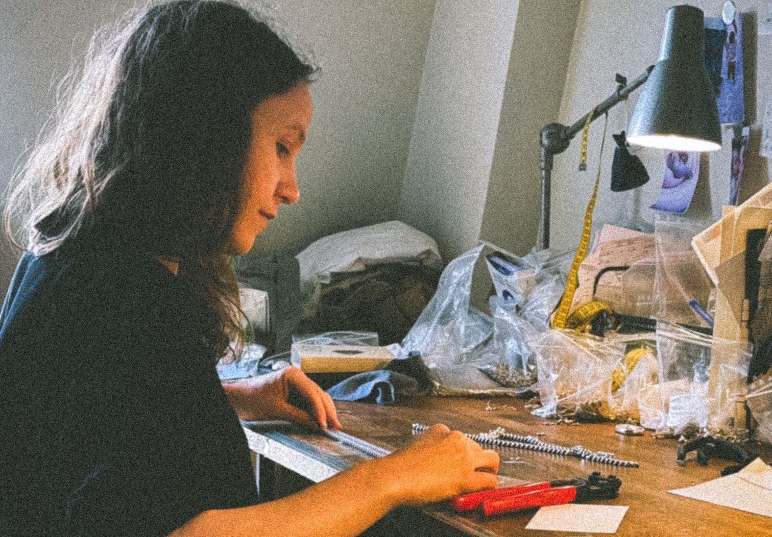 Collection Perrine Taverniti, les bijoux imposants dorés à l’or fin, faits de ses mains à Paris - Sélection Maison Caldeira