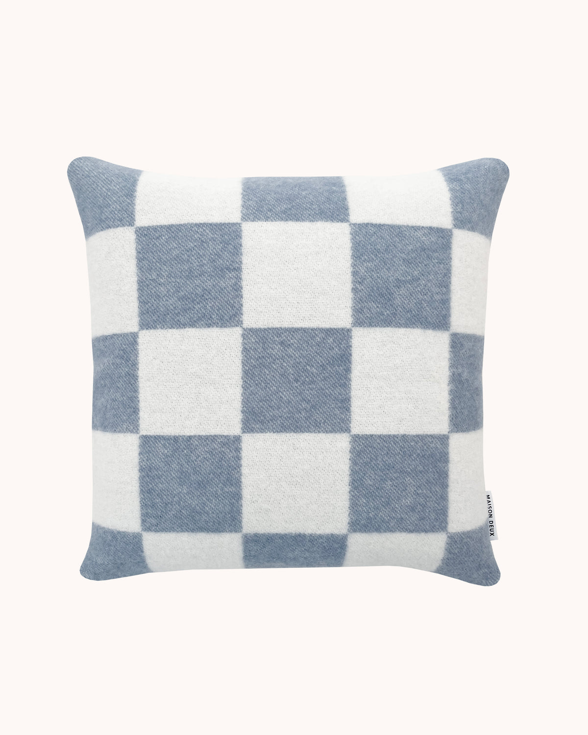 maison-caldeiraPlaid-Maison-Deux-Housse-de-Coussin-à-Damier-Denim-Blanc