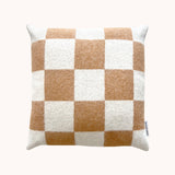 maison-caldeiraPlaid-Maison-Deux-Housse-de-Coussin-à-Damier-Terra-Blanc