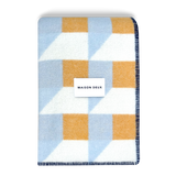 maison-caldeiraPlaid-Maison-Deux-Couverture-Cubis-Blue-Miel