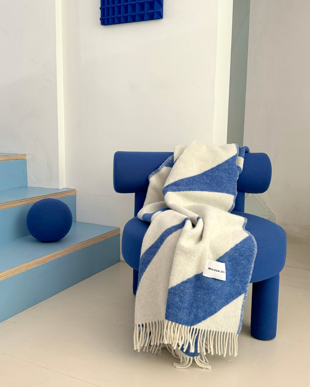 maison-caldeiraCouverture Swirl Bleu Cobalt