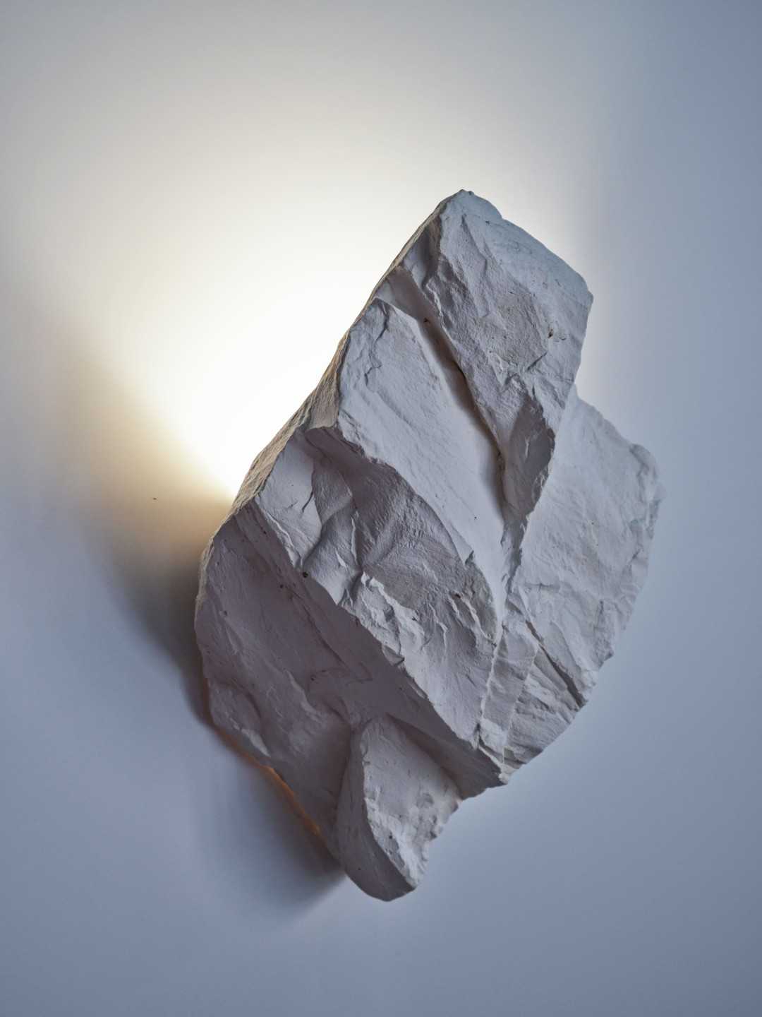 Applique Rocher - Plâtre - Axel Chay - Design Contemporain - Maison Caldeira