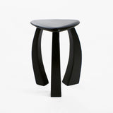 Arc de Stool '52 – Table d’Appoint en Châtaignier Noir Verni - Maison Caldeira