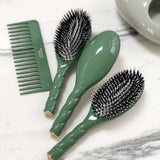 Brosse à cheveux N°3 L’INDISPENSABLE - Vert Amande - Maison Caldeira