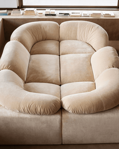 Canapé modulable Butter – Faye Toogood x Tacchini Furniture - Maison Caldeira - Design Italien - Maison Caldeira