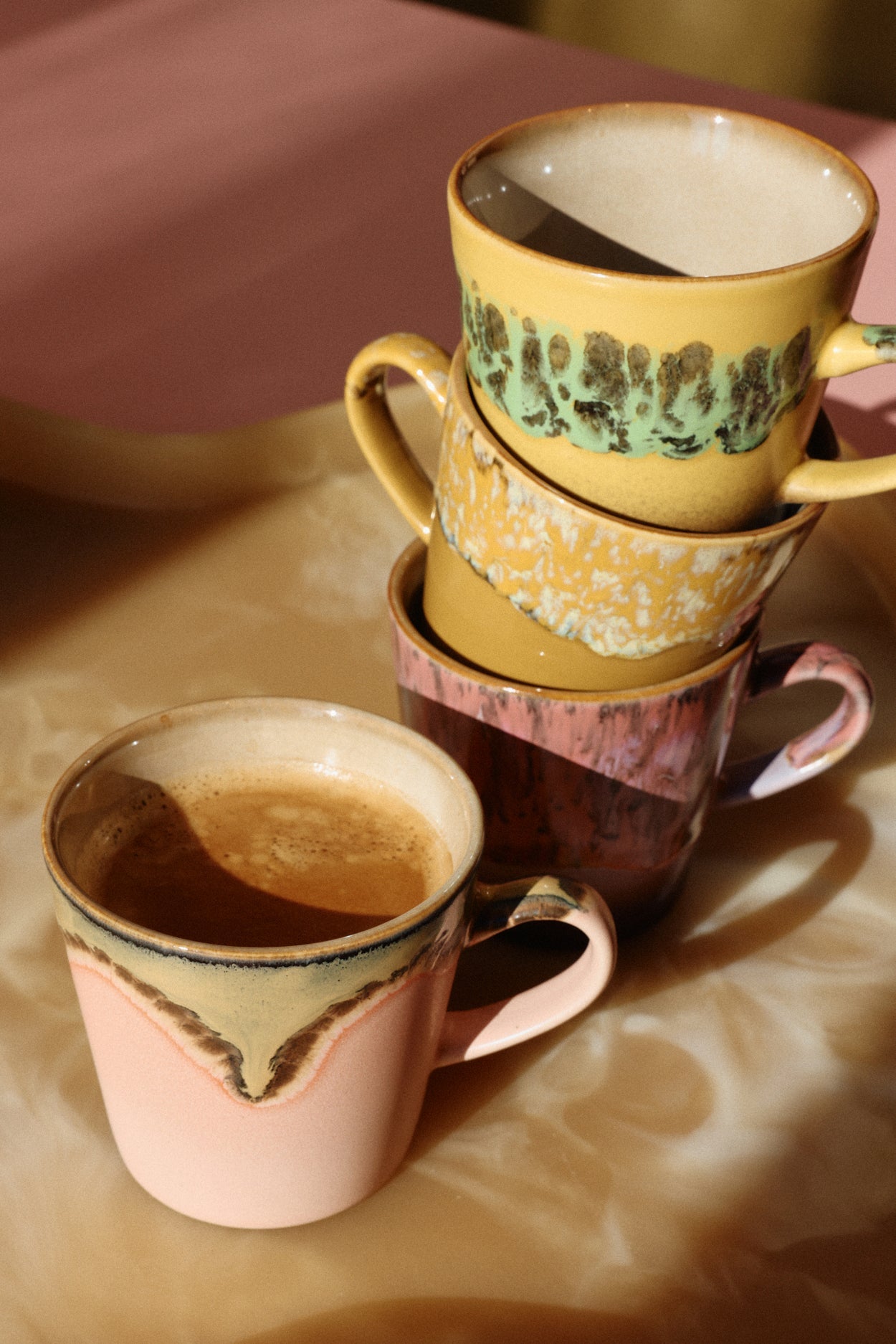 Céramique des années 70 : Mug Americano - Maison Caldeira