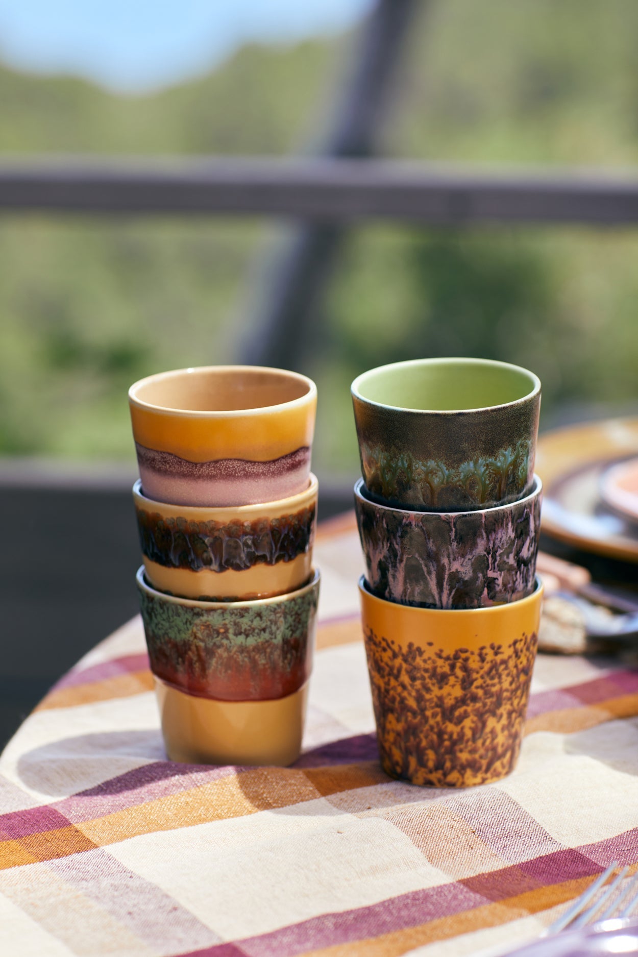 Céramique des années 70 : Tasse à café - Maison Caldeira