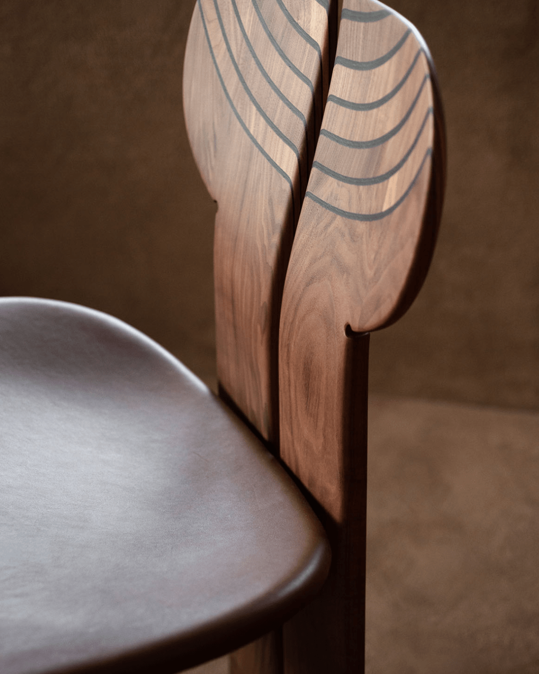 Chaise Africa par Afra & Tobia Scarpa - Maison Caldeira