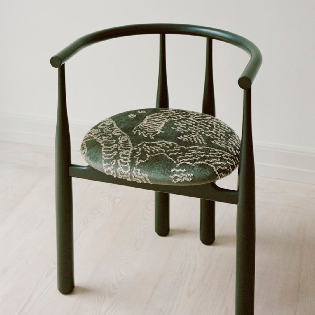 Chaise Bukowski - Noyer noir / Dedar Tiger Mountain - New works - Scandinave - Maison Caldeira
