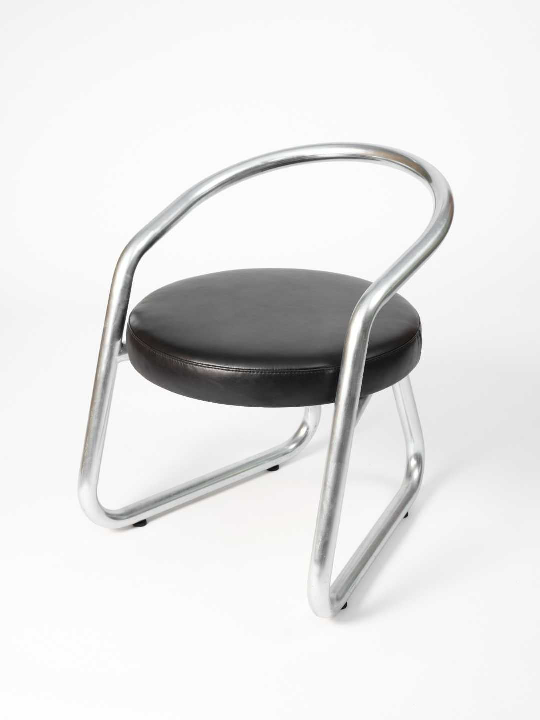 Chaise consul - Acier galvanisé et cuir noir - Axel Chay - Design Contemporain - Maison Caldeira