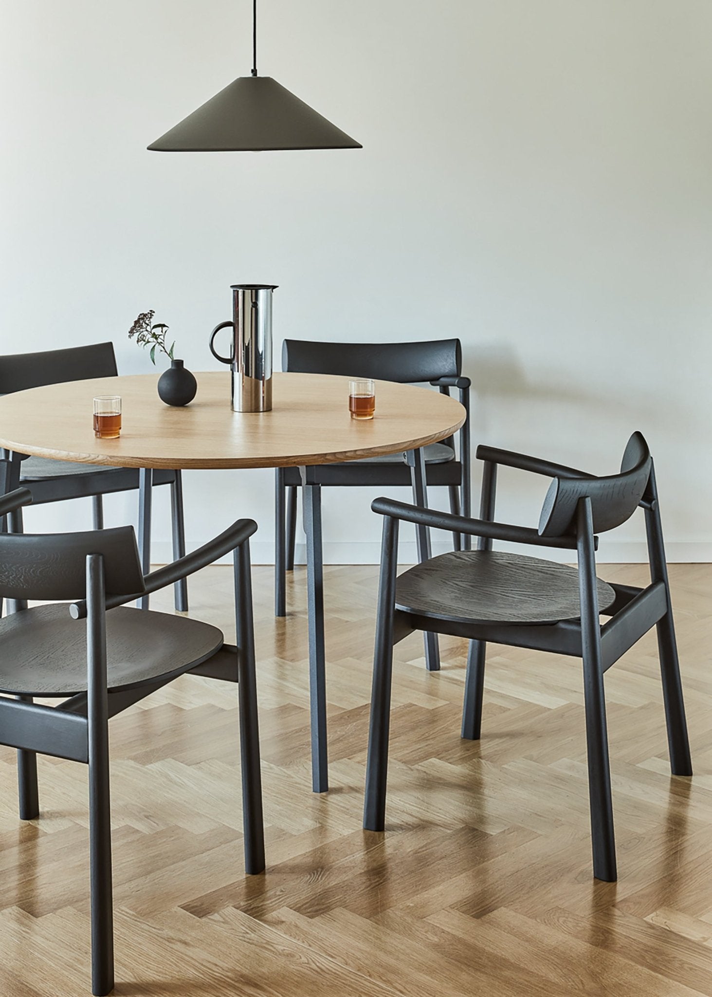 Chaise Elipsa Black Oak - Maison Caldeira