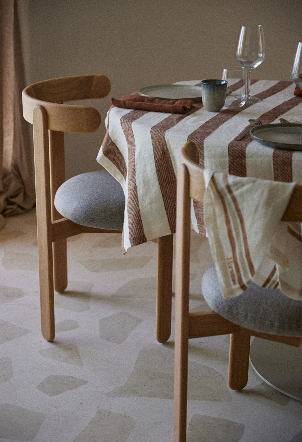 Chaise Lilas - Frêne Naturel - Maison Caldeira