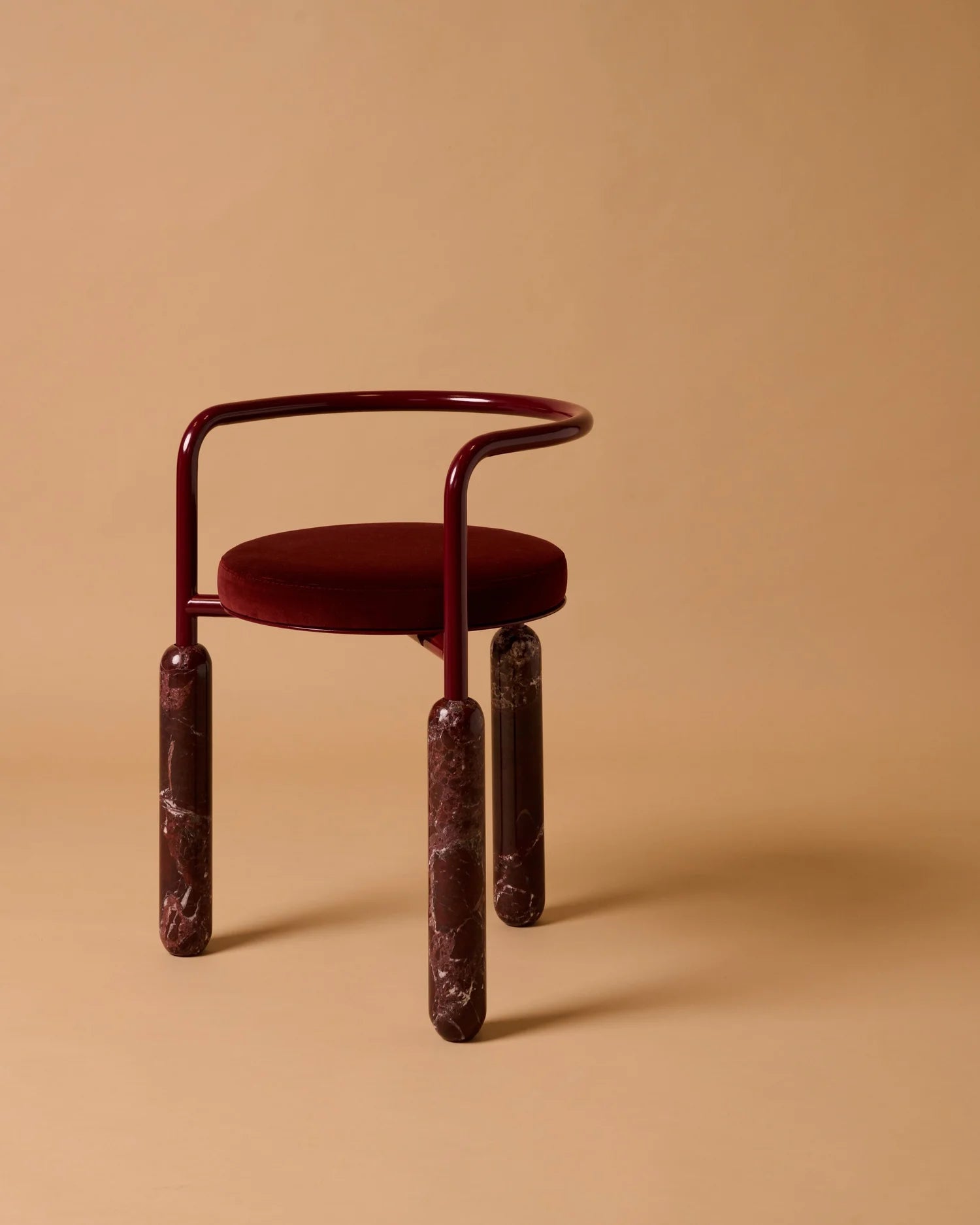 Chaise Malmousque Bordeaux – Michaël Koska | Maison Caldeira Mobilier Contemporain - Caldeira