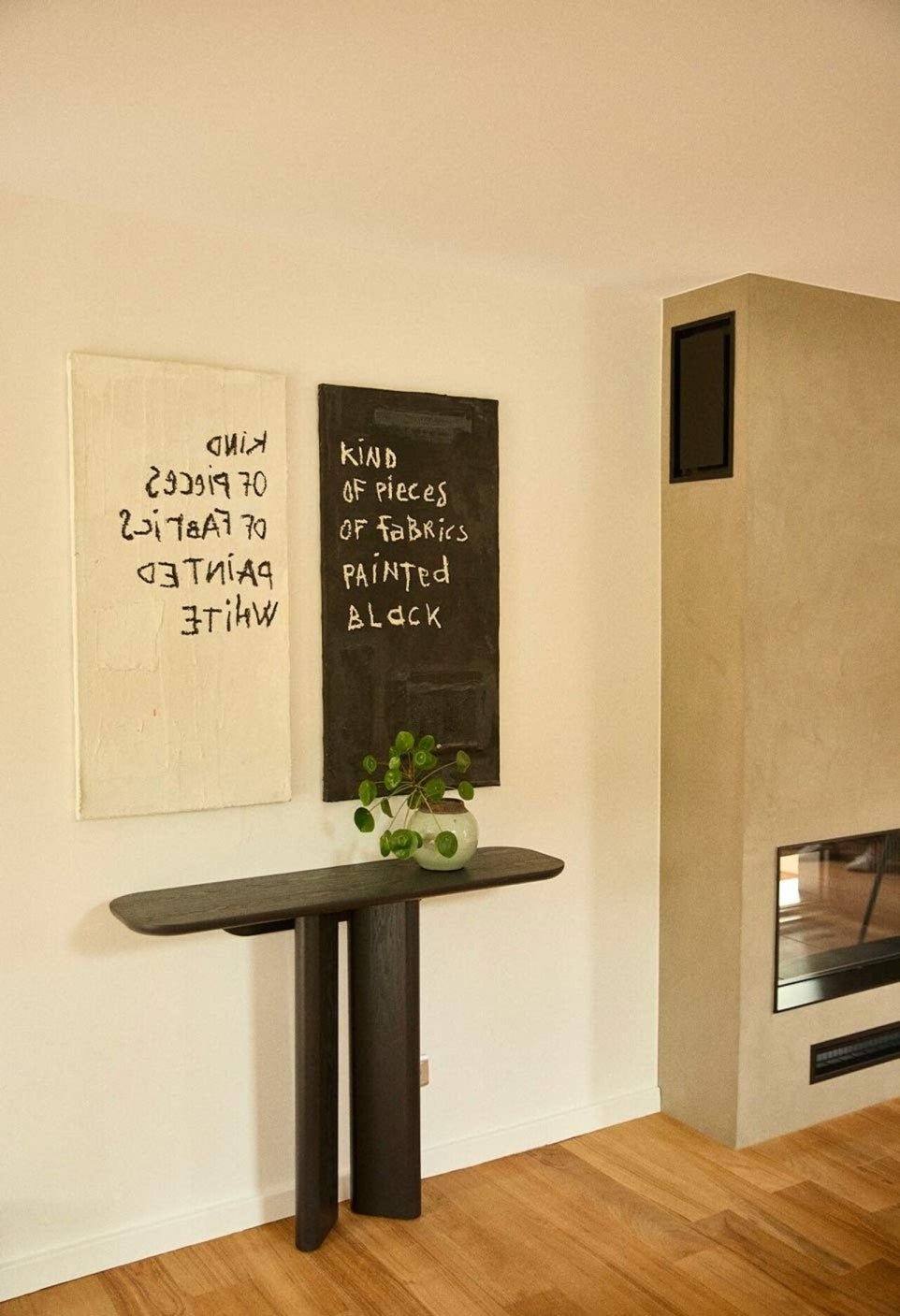 Console Lou - Frêne Lasuré Noir - Maison Caldeira