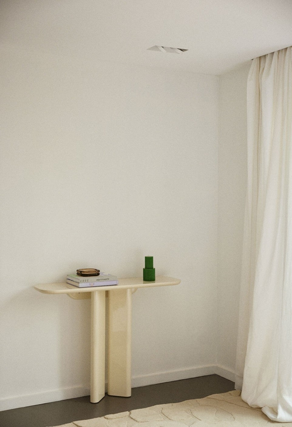 Console Lou - Laqué Crème - Maison Caldeira