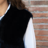 Gilet sans manches en fausse fourrure noir - Poland - Maison Caldeira