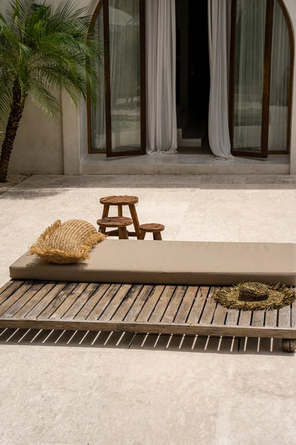 La housse de coussin rectangulaire en raphia - naturelle - 35x100 - Bazar Bizar - Méditerranée - Maison Caldeira