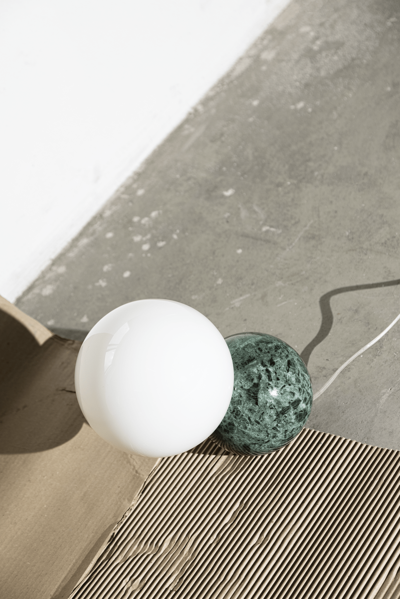 La lampe de table Cosmopolitan Midnight [Big] – Rosana Sousa - Caldeira