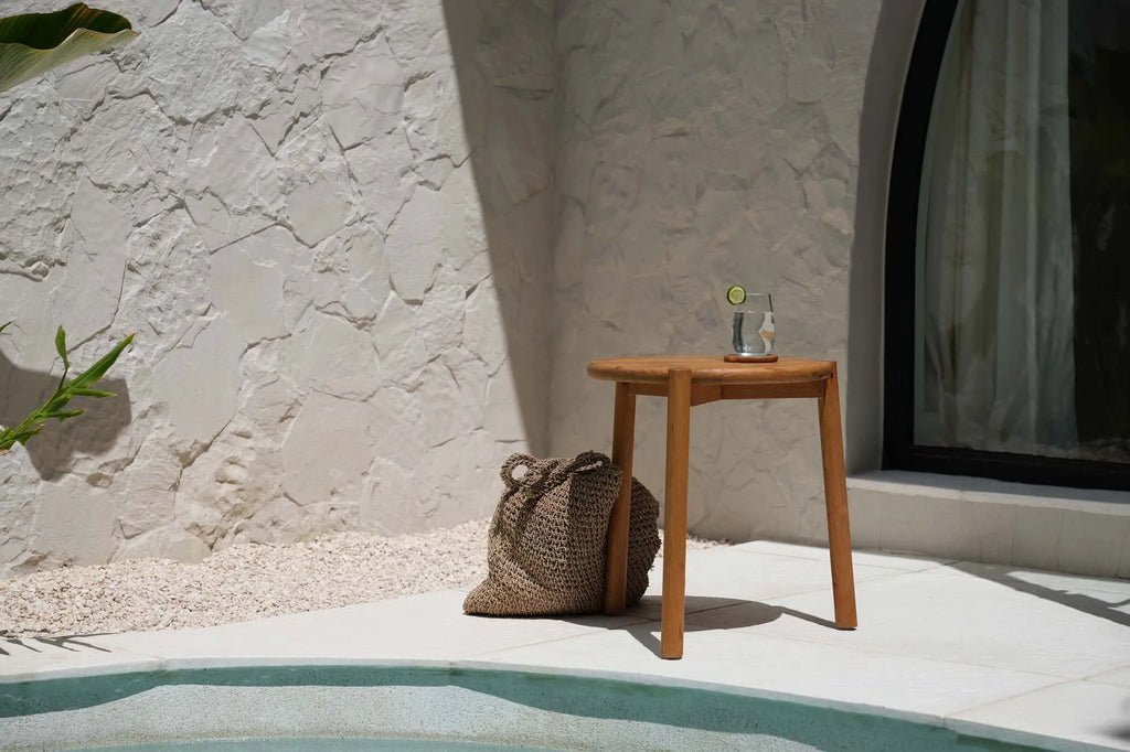 La table d'appoint Gilimanuk - Extérieur - Bazar Bizar - Méditerranée - Maison Caldeira