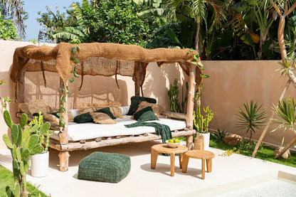 L'abat-jour triangulaire Coco Shade - Naturel - 350x350 - Bazar Bizar - Méditerranée - Maison Caldeira