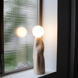 Lampe Cléo en pin sculpté - Maison Caldeira