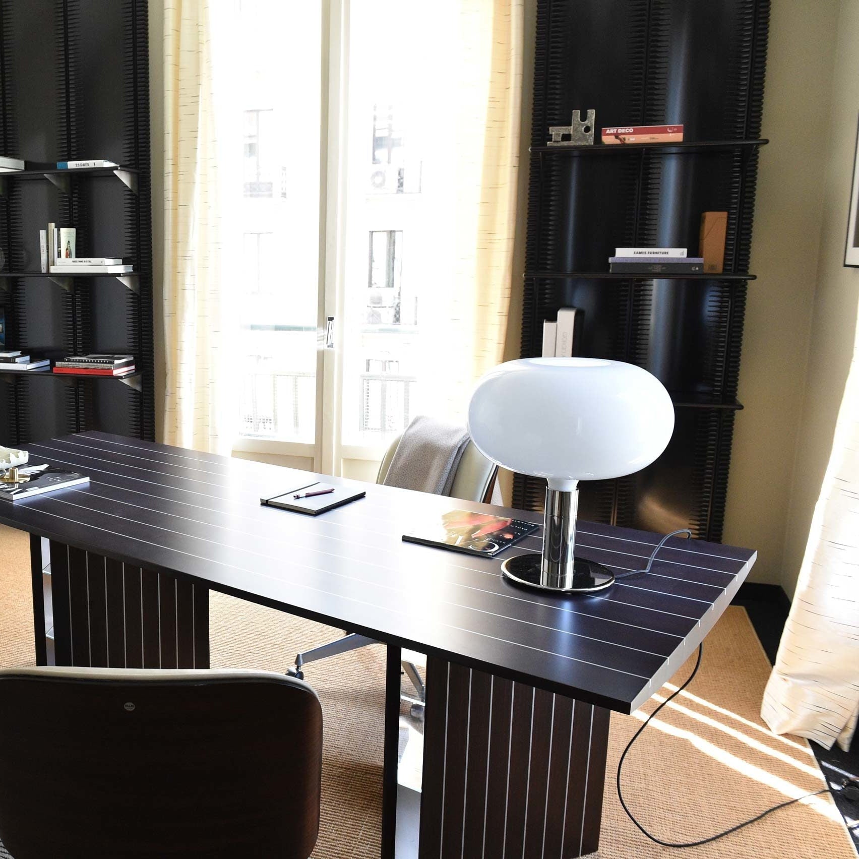 Lampe de table AM1N - Nemo Lighting - Design Contemporain - Maison Caldeira