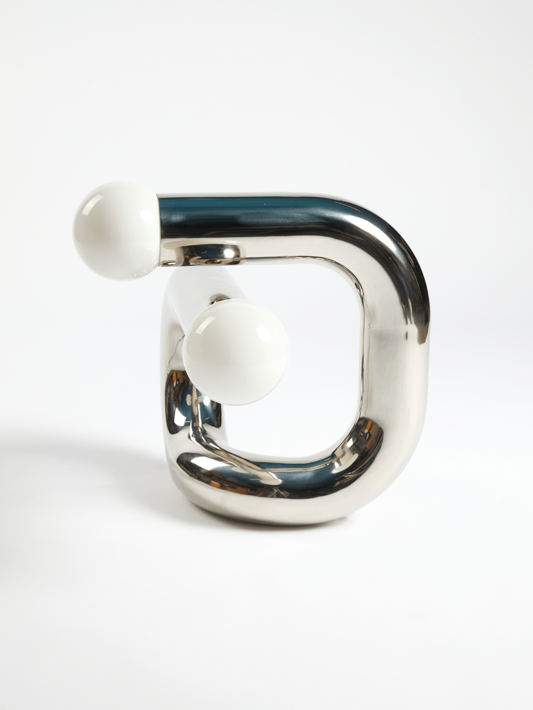 Lampe de table Sphinx - Chrome - Axel Chay - Design Contemporain - Maison Caldeira