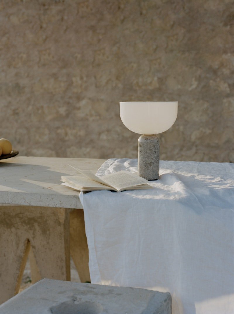 Lampe sans fil Kizu x marbre Gris de Marais - New works - Design Contemporain - Maison Caldeira