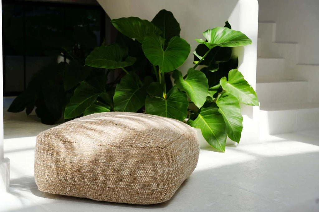 Le pouf confortable - beige - Bazar Bizar - Méditerranée - Maison Caldeira