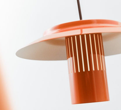 Vue latérale de la suspension Pholc Lille 24 Red Orange avec câble fin