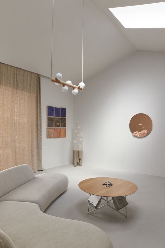 Suspension linéaire Prickly Pear Sablée – lustre horizontal artisanal en céramique texturée et verre opalin