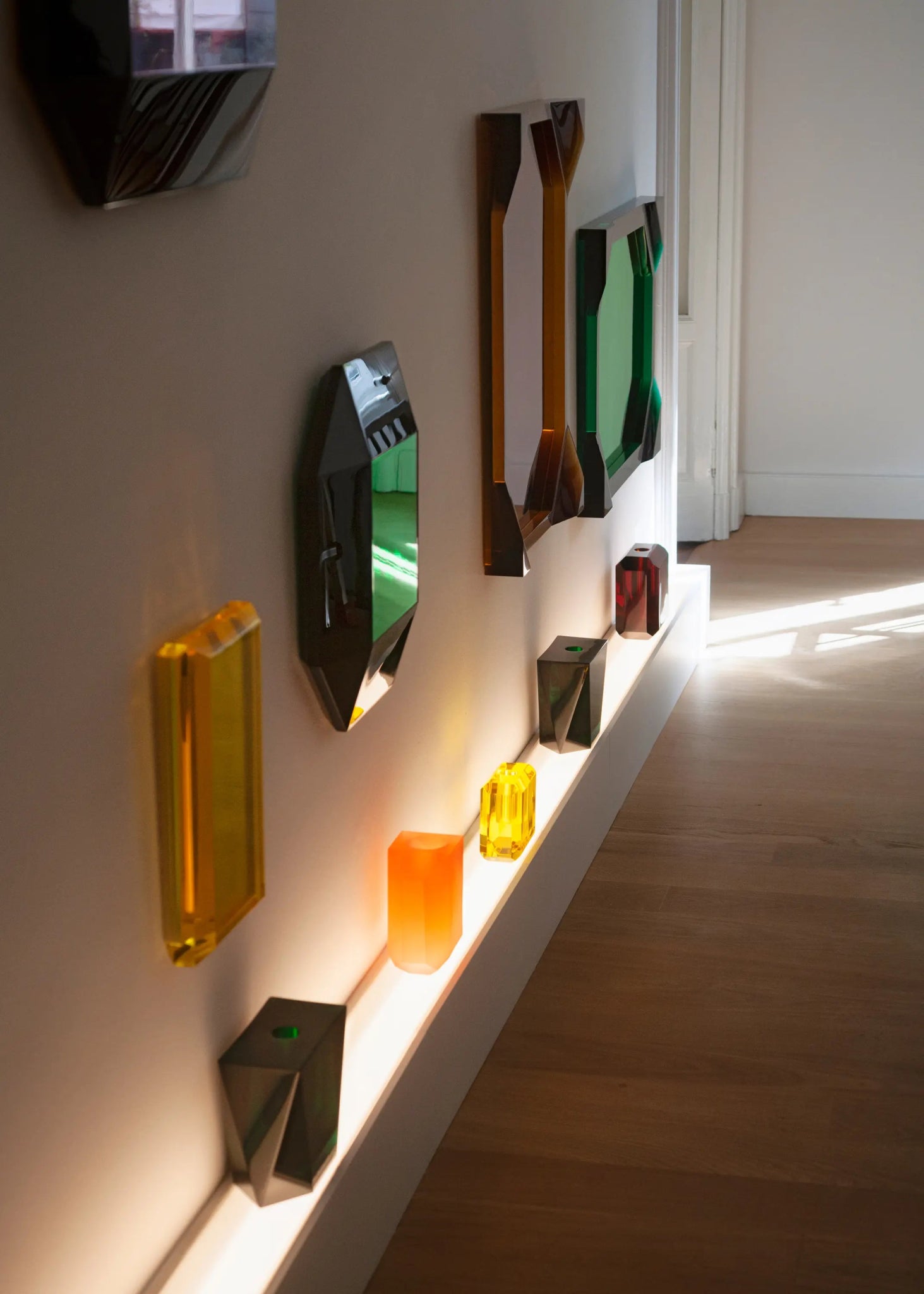 Miroir Tact II par Objects of Common Interest - Maison Caldeira