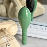 Petite Brosse à cheveux - N°1 L’UNIVERSELLE Vert Amande - Maison Caldeira